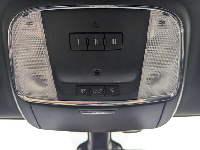 Used 2018 Dodge Durango R/T AWD/4WD image 23