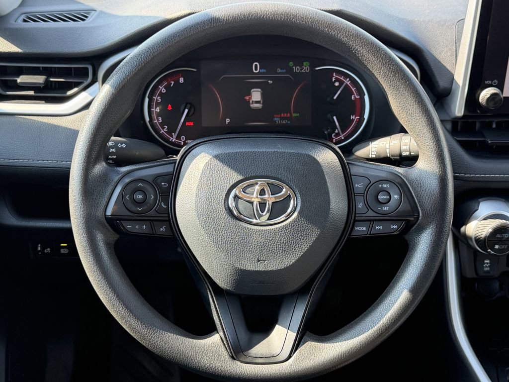 Used 2024 Toyota RAV4 XLE FWD image 15