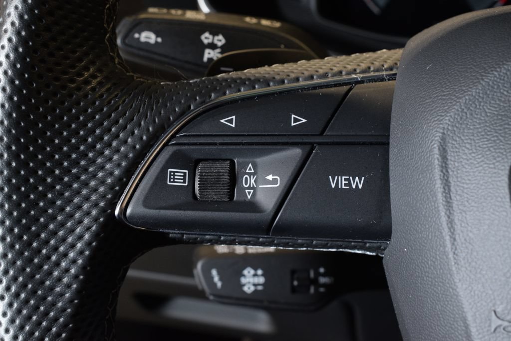Used 2023 Audi SQ8 Prestige w/ Prestige Package AWD/4WD image 21