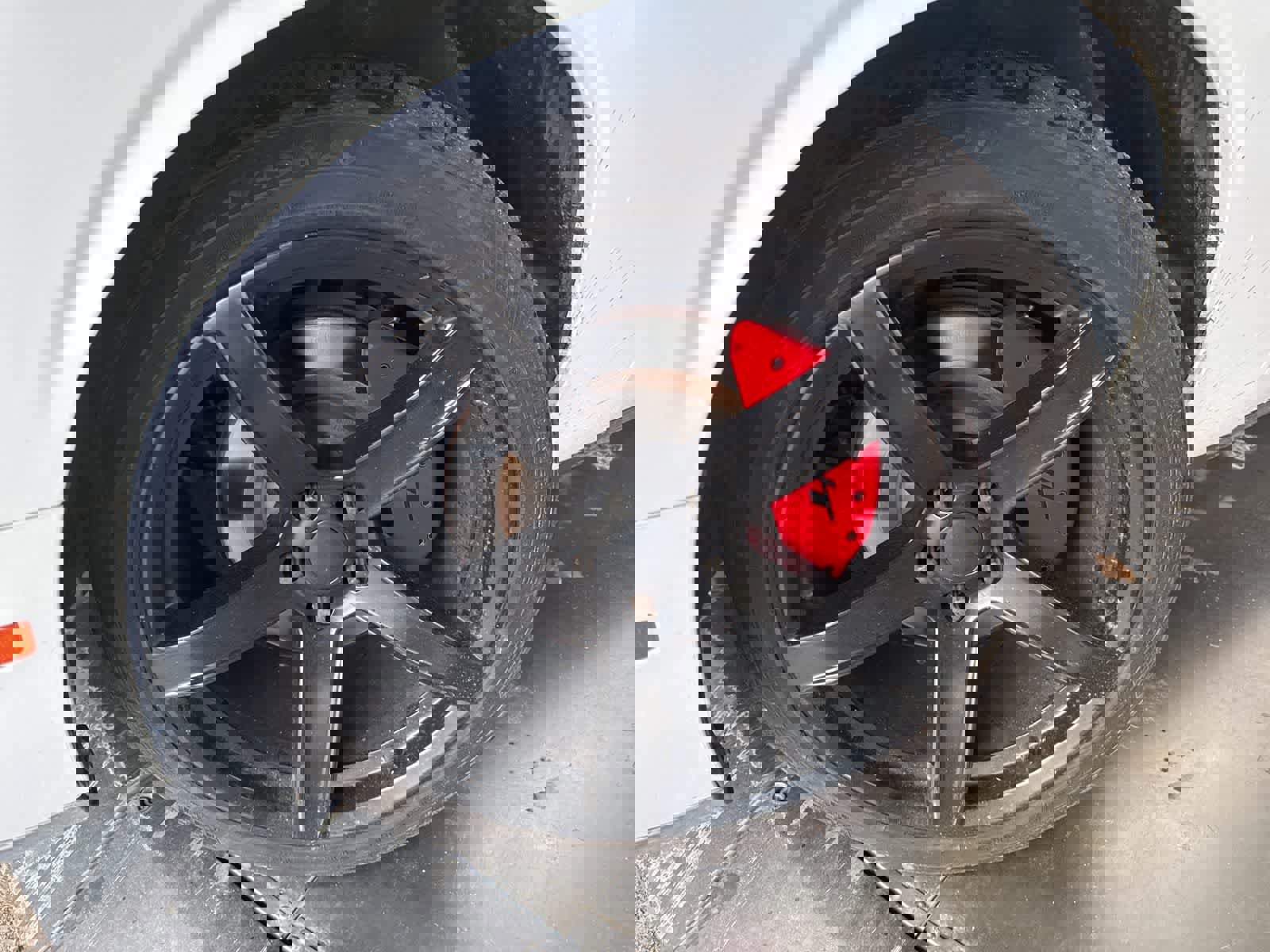 Used 2016 Dodge Challenger R/T w/ Driver Convenience Group RWD image 10