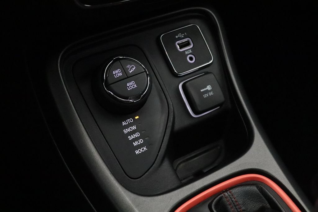 Used 2019 Jeep Compass Trailhawk AWD/4WD image 26