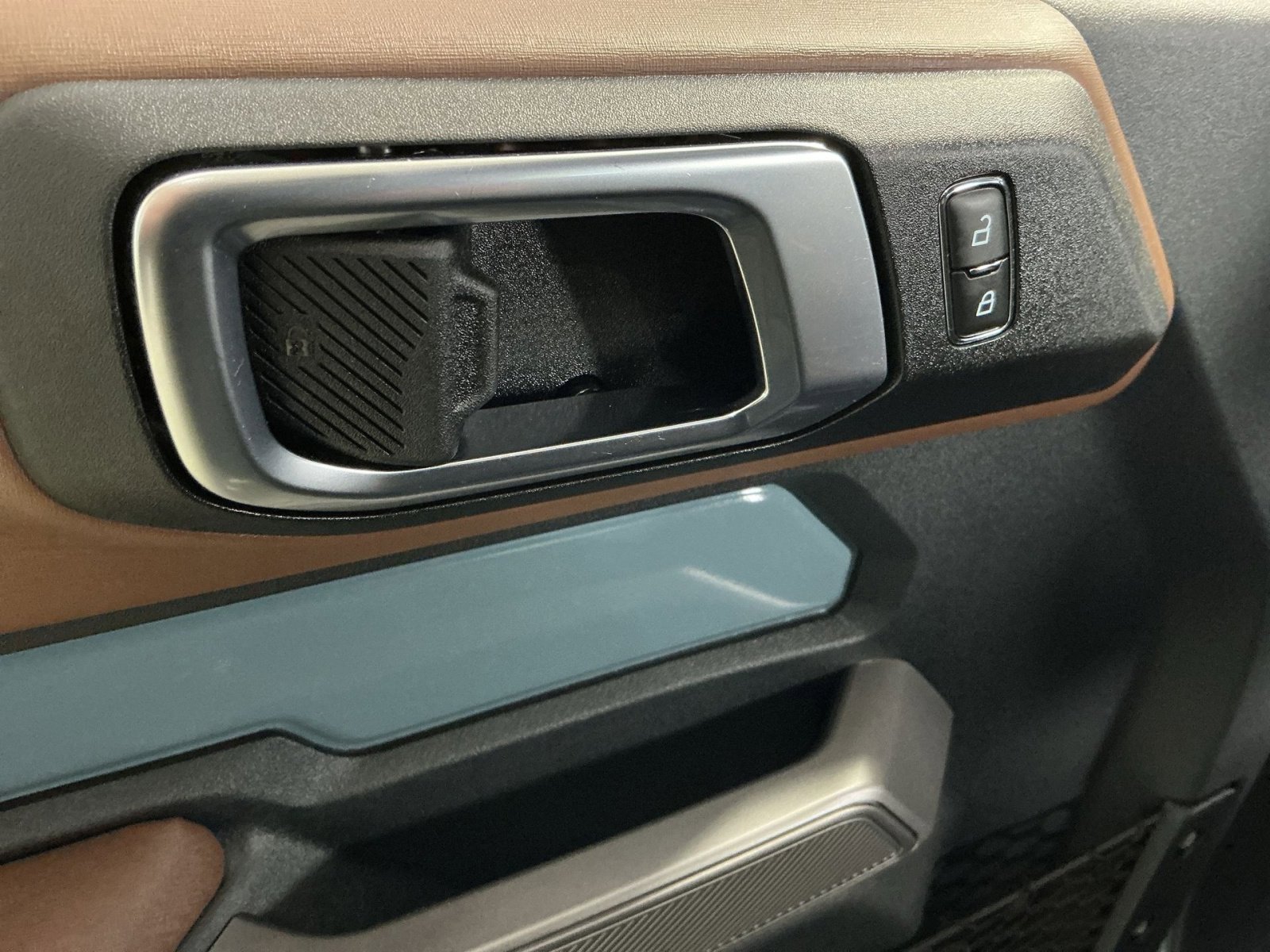 Used 2022 Ford Bronco Outer Banks image 23