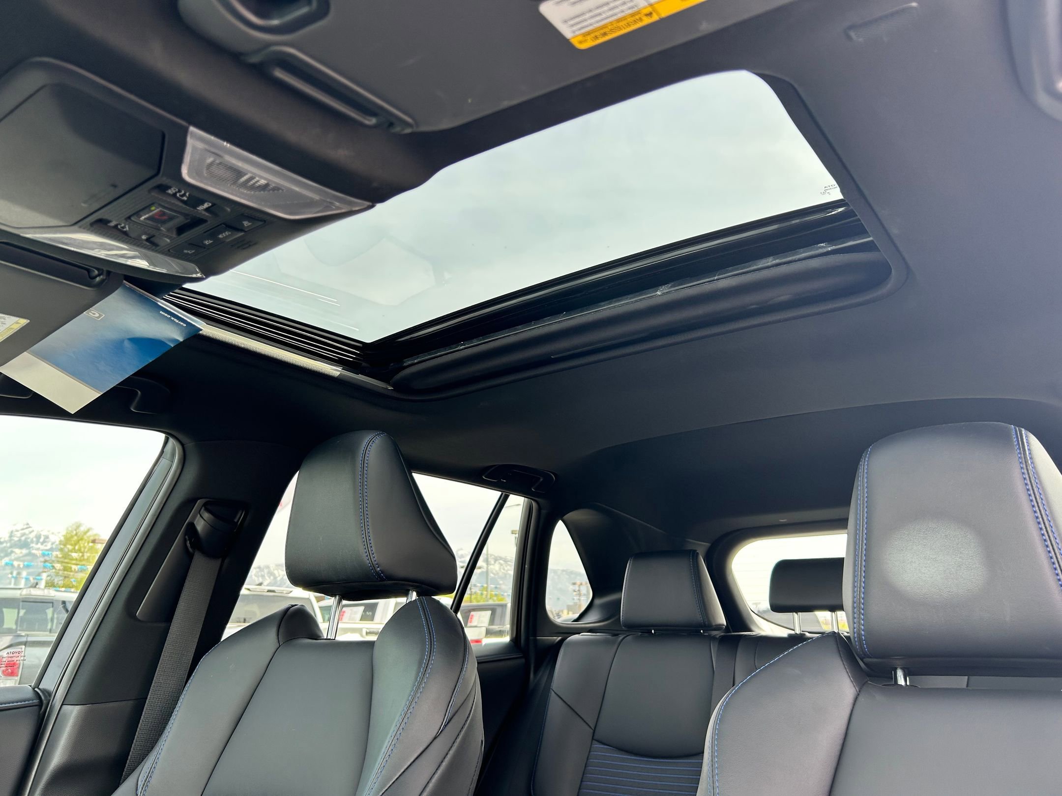 Used 2025 Toyota RAV4 XSE w/ Advanced Technology Package image 29