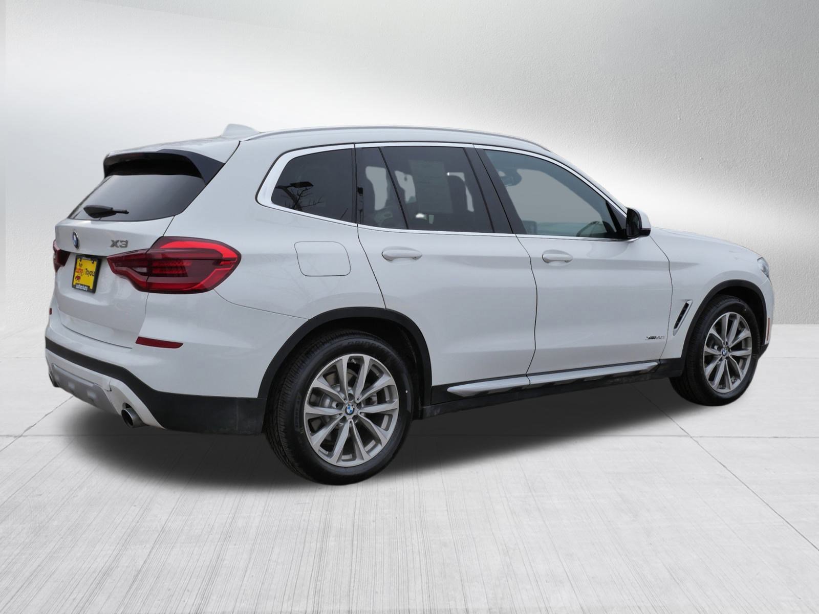 Used 2018 BMW X3 xDrive30i image 7
