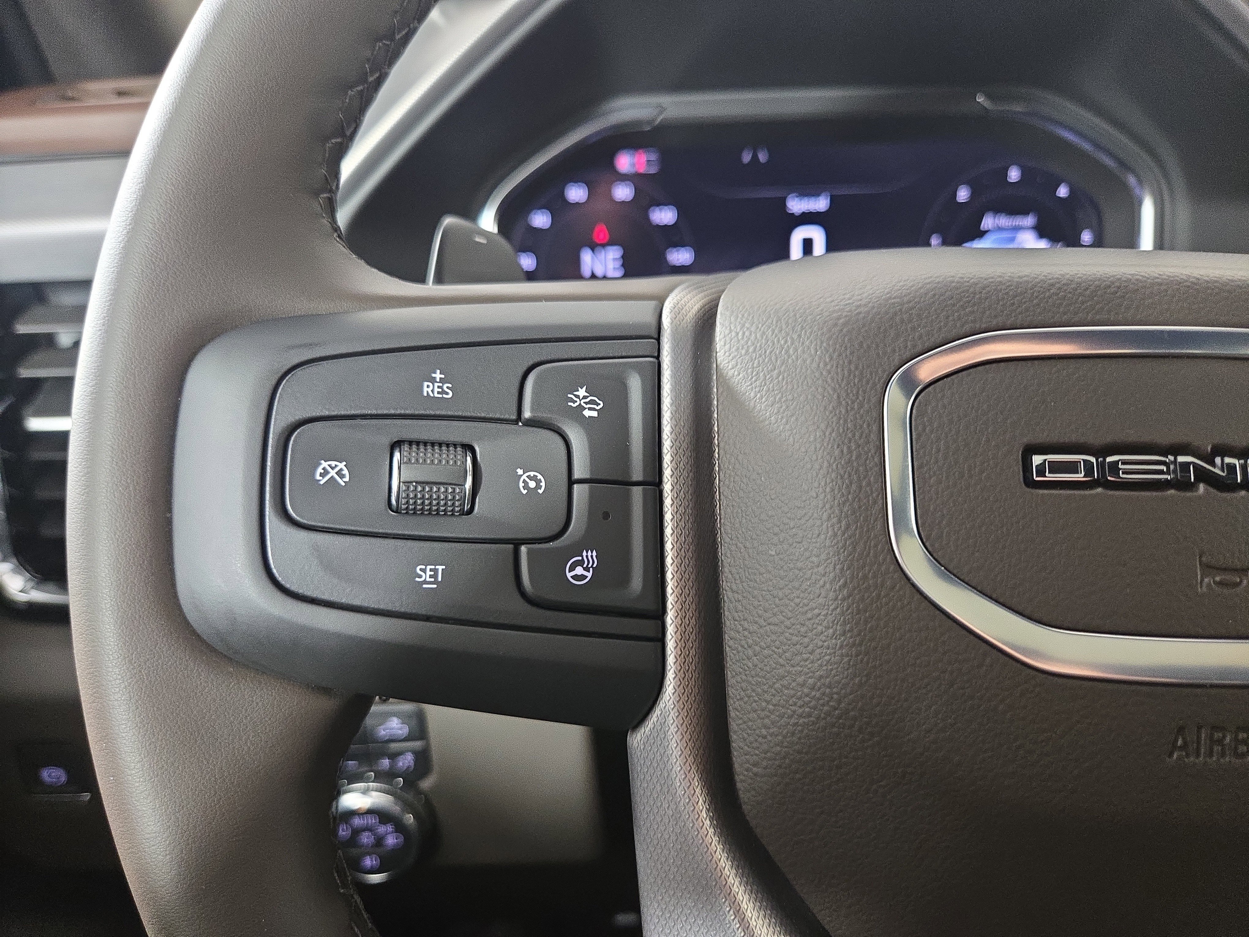 Used 2025 GMC Sierra 1500 Denali w/ Denali Reserve Package image 16