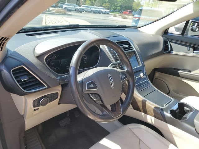 Used 2016 Lincoln MKX Reserve w/ Driver Assistance Package AWD/4WD image 13