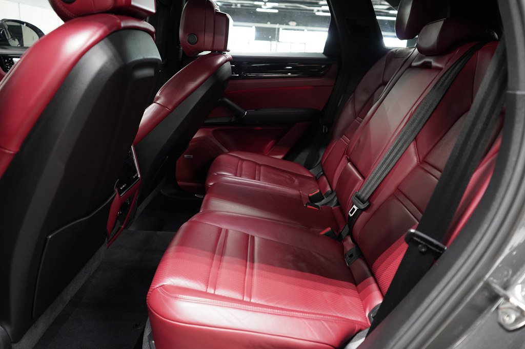 Used 2019 Porsche Cayenne S AWD/4WD image 24