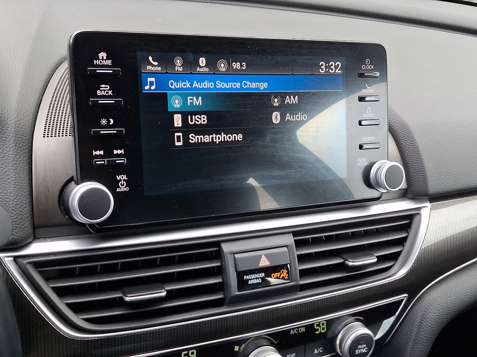 Used 2018 Honda Accord Sport image 17