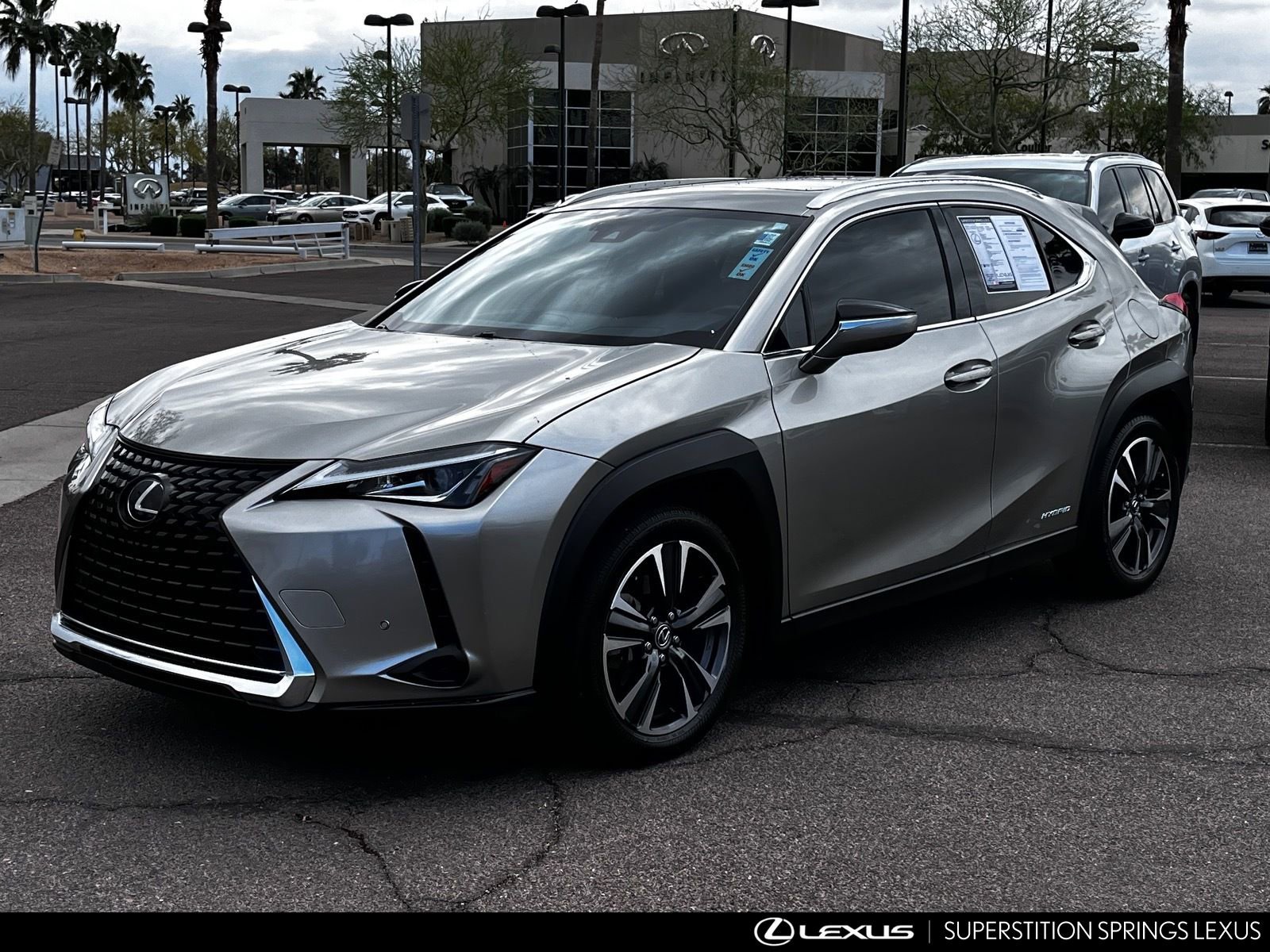 Used 2019 Lexus UX 250h 250h Base w/ Premium Package image 9