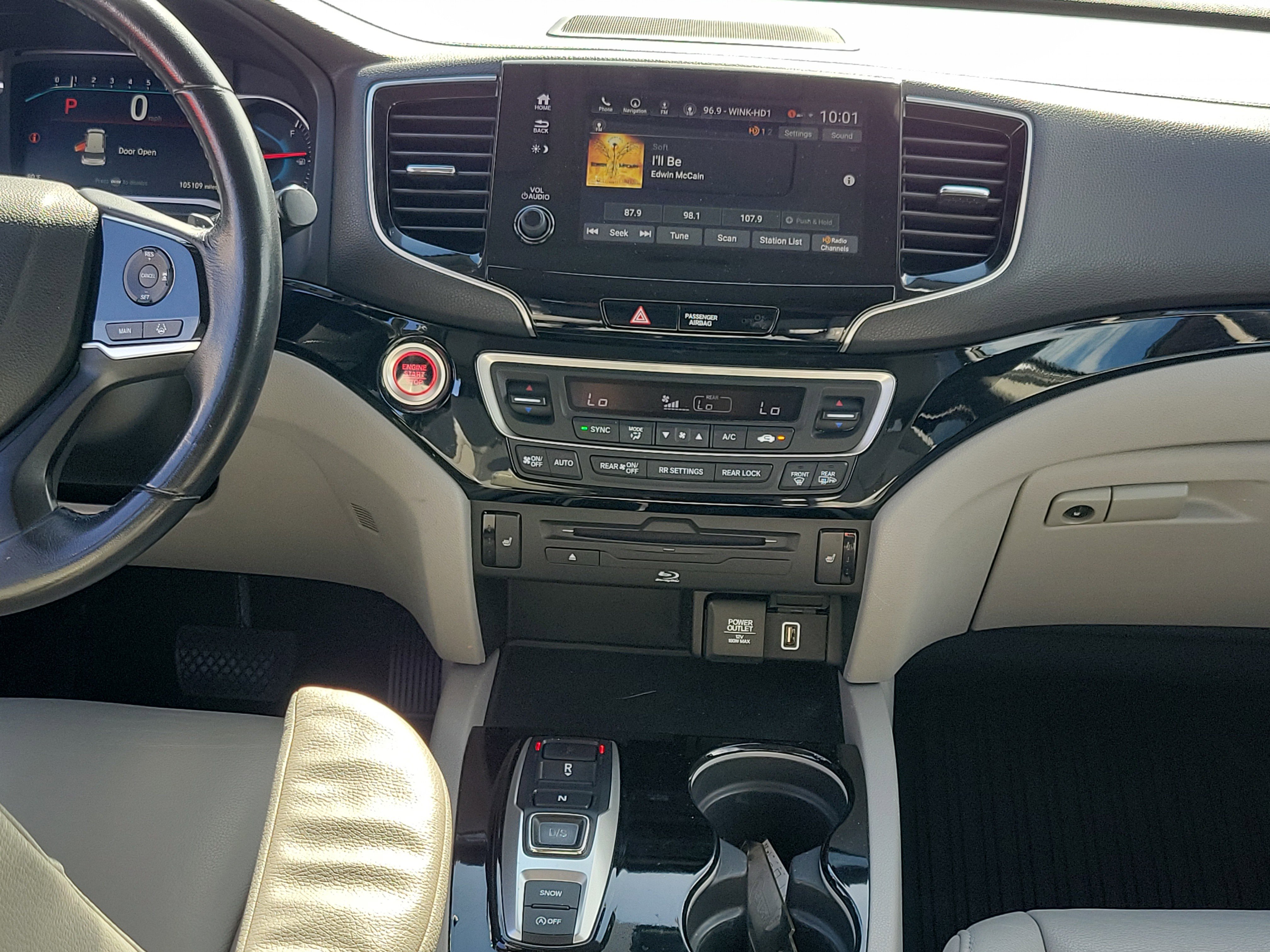 Used 2019 Honda Pilot Touring image 23