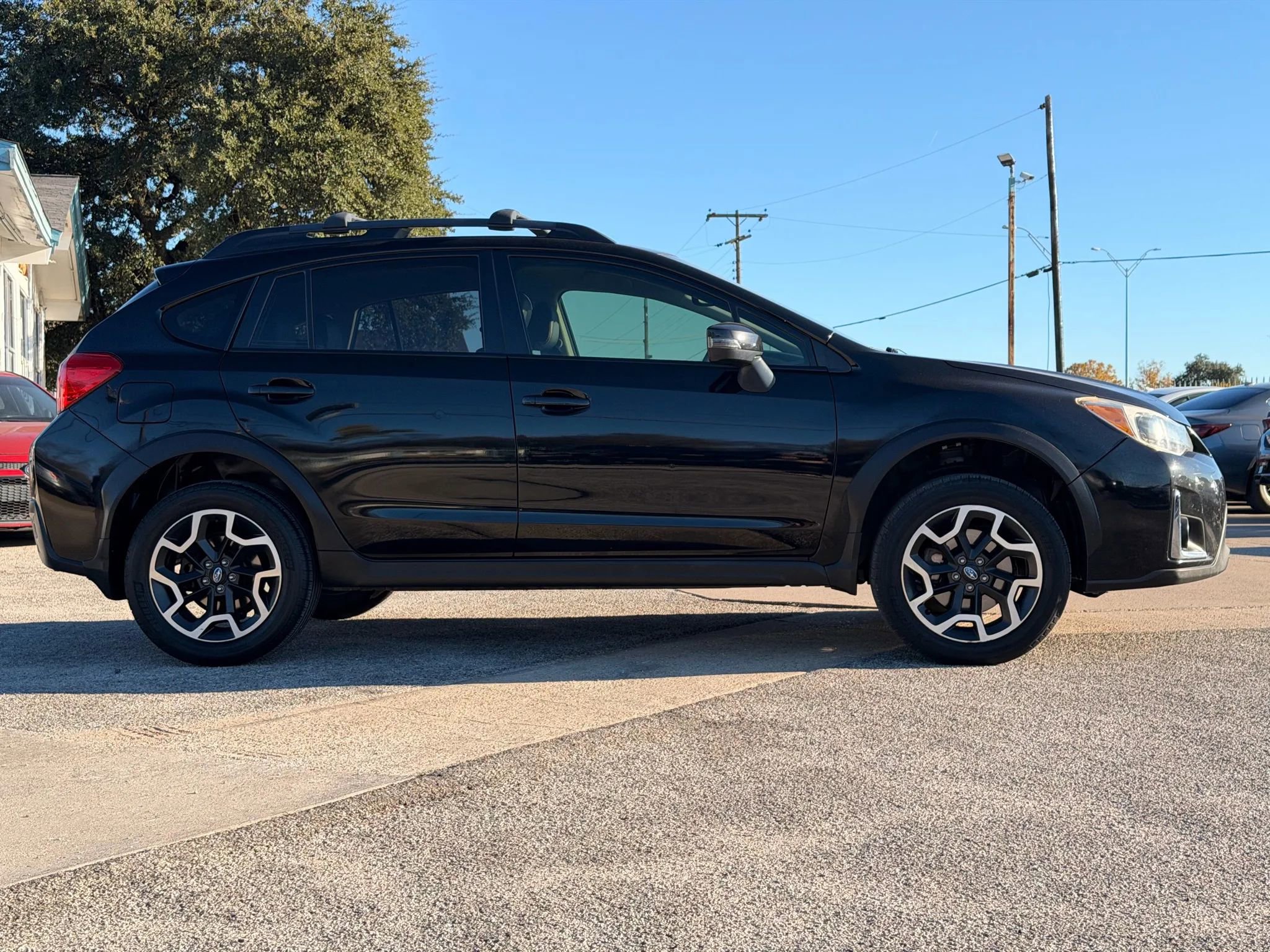 Used 2016 Subaru Crosstrek 2.0i Limited w/ Popular Package #2 image 2