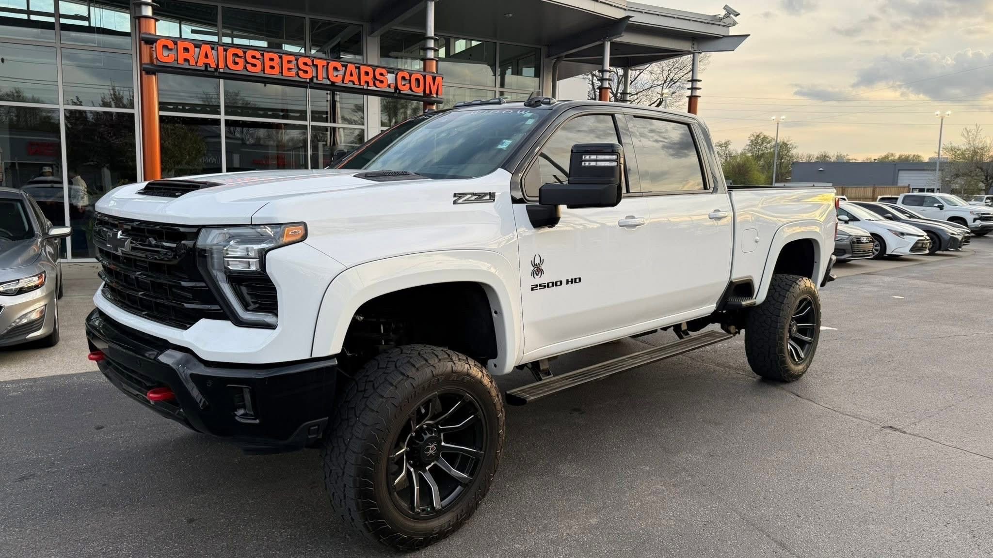 Used 2025 Chevrolet Silverado 2500 LTZ w/ Trail Boss Package image 3