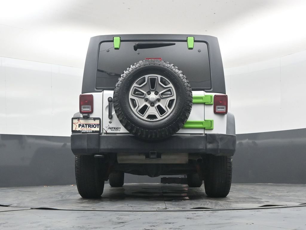 Used 2017 Jeep Wrangler Unlimited Rubicon image 41