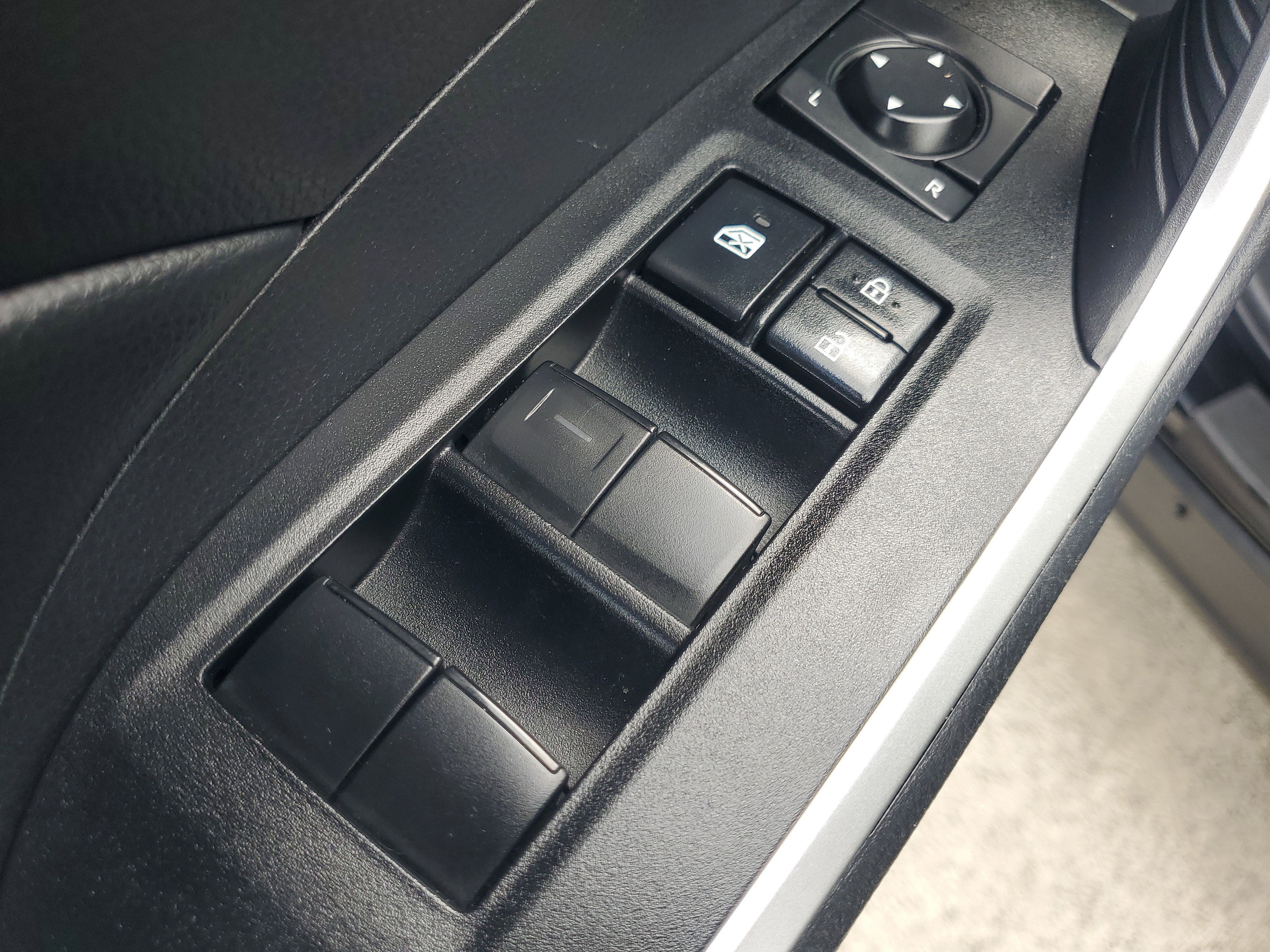 Certified 2024 Toyota RAV4 LE AWD/4WD image 19