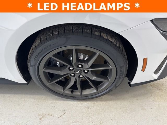 New 2025 Ford Mustang Dark Horse image 34