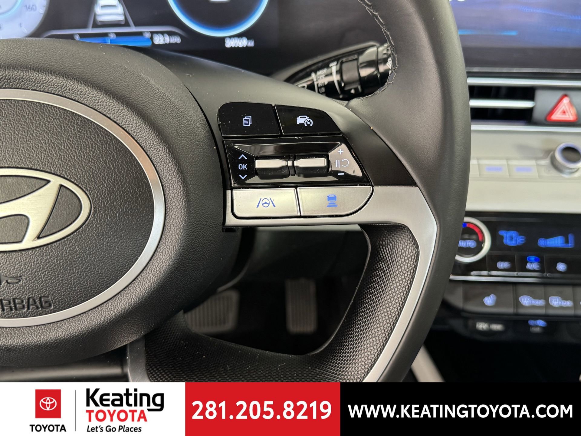 Used 2025 Hyundai Elantra Limited image 28