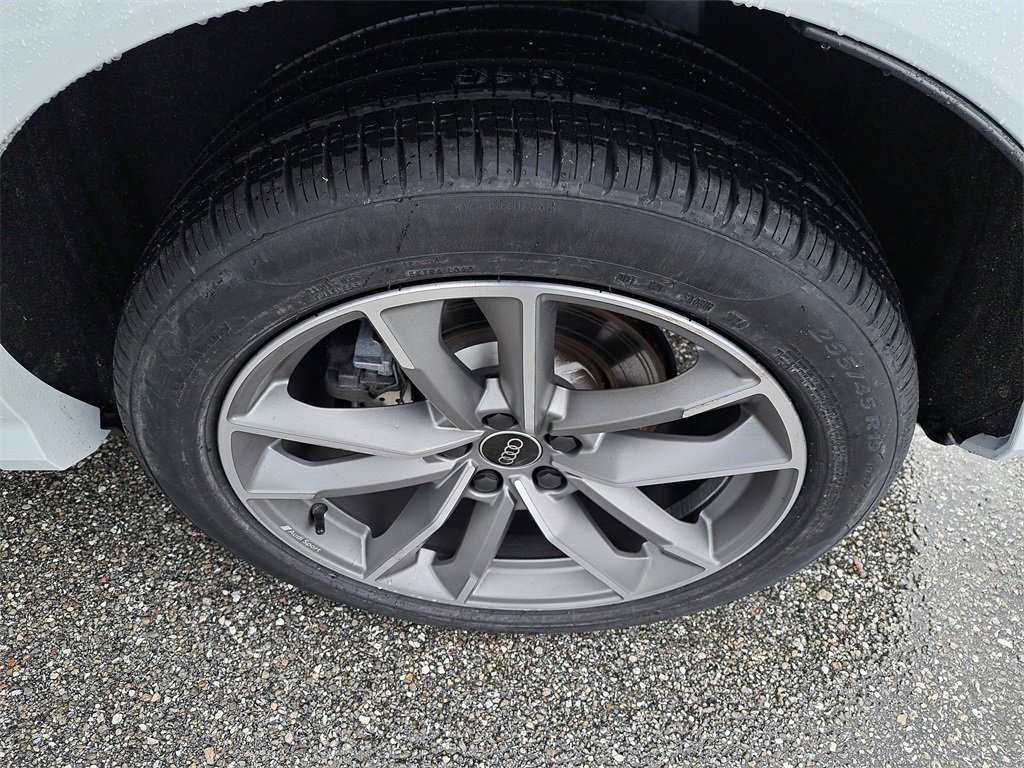 Used 2023 Audi Q3 2.0T Premium Plus w/ Premium Plus Package image 30