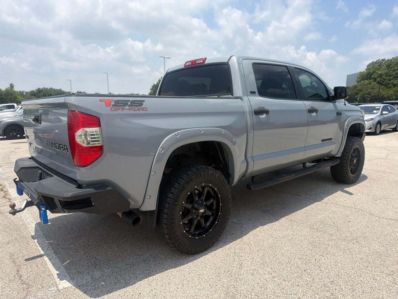 Used 2019 Toyota Tundra SR5 w/ SR5 Upgrade Package AWD/4WD image 15