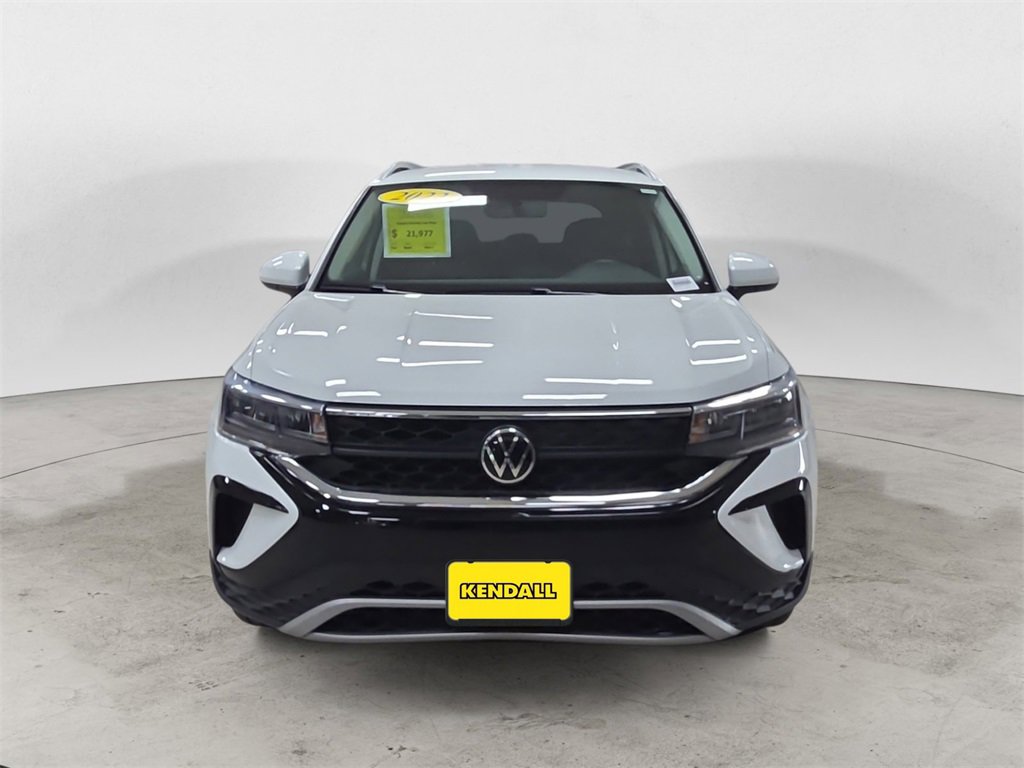 Used 2022 Volkswagen Taos SE image 8