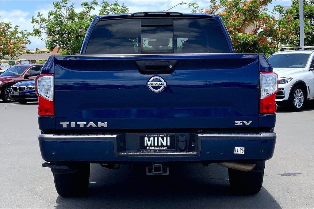 Used 2020 Nissan Titan SV w/ SV Convenience Package RWD image 4