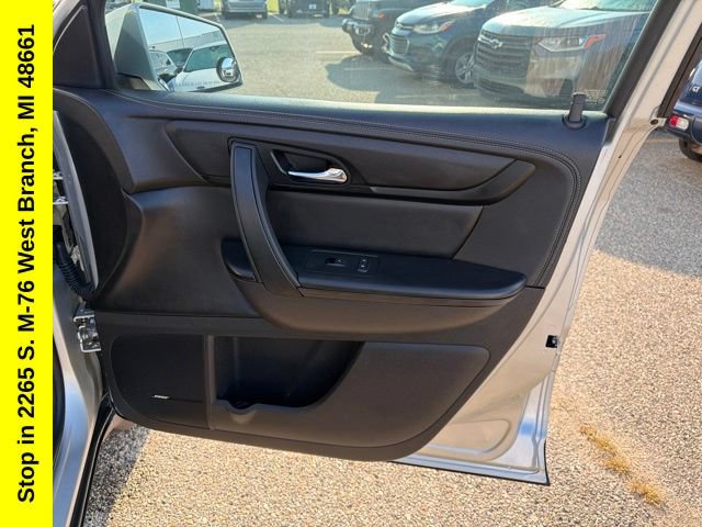 Used 2017 Chevrolet Traverse LT FWD image 24