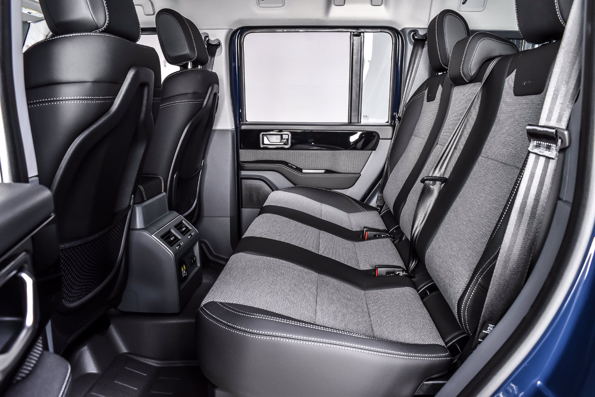 New 2026 INEOS Grenadier Station Wagon AWD/4WD image 18