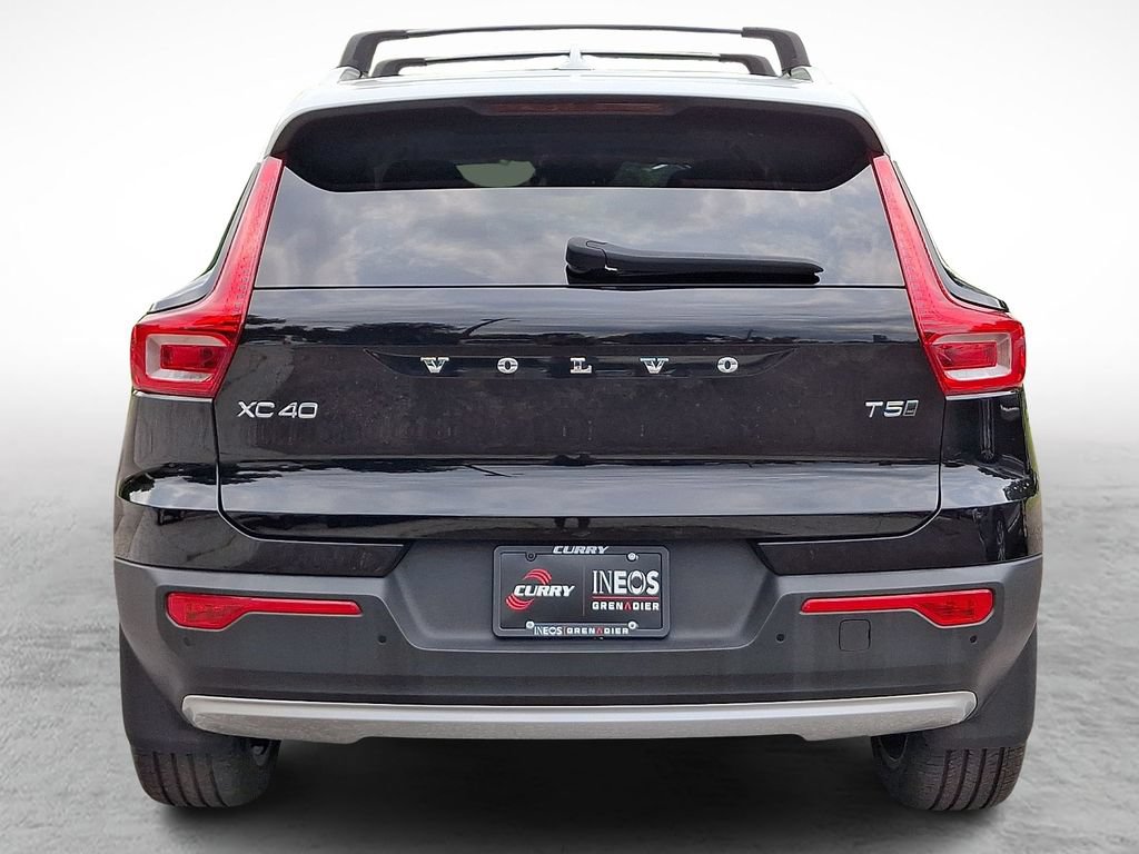 Used 2019 Volvo XC40 T5 Momentum AWD/4WD image 5