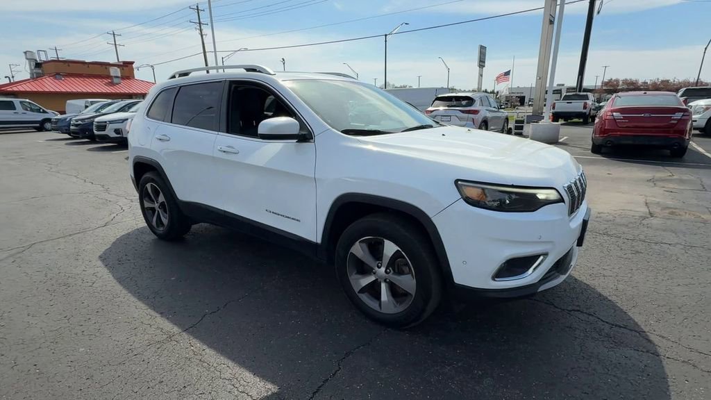Used 2021 Jeep Cherokee Limited image 2