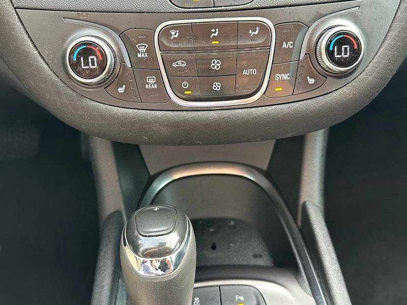 Used 2020 Chevrolet Malibu LT image 18