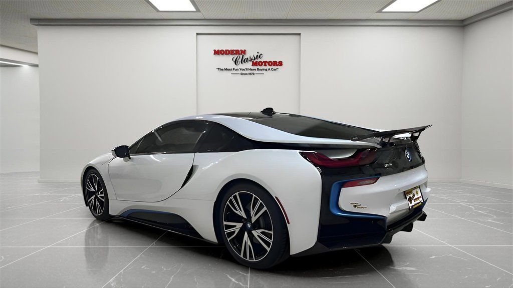 Used 2016 BMW i8 image 7
