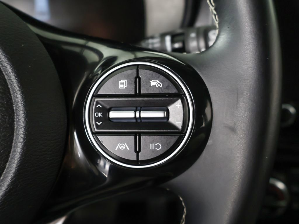 Used 2023 Kia Soul GT-Line FWD image 40