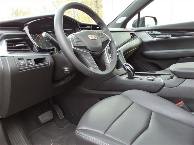 Certified 2025 Cadillac XT5 Premium Luxury image 22