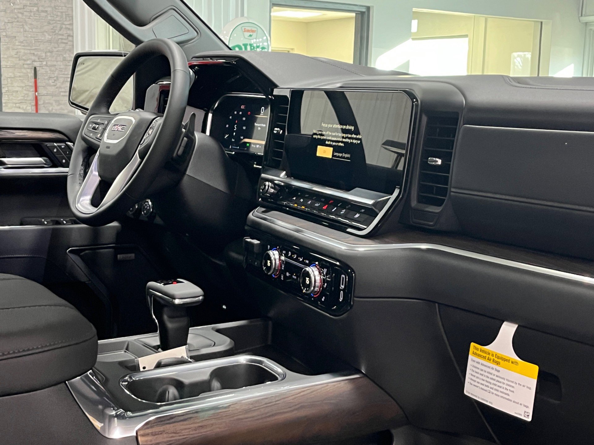 New 2026 GMC Sierra 1500 SLT w/ SLT Premium Plus Package AWD/4WD image 9