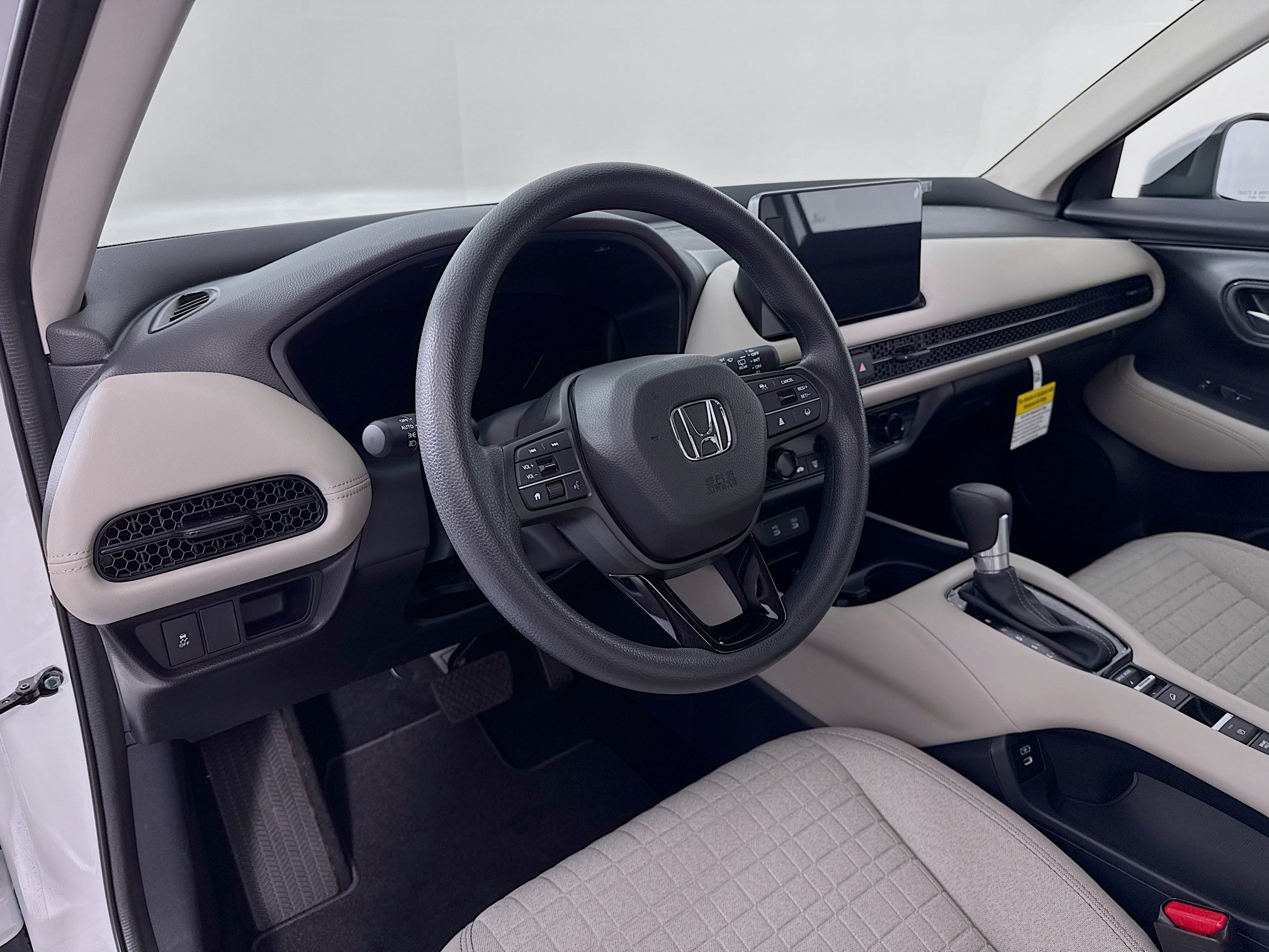 New 2027 Honda HR-V LX image 9