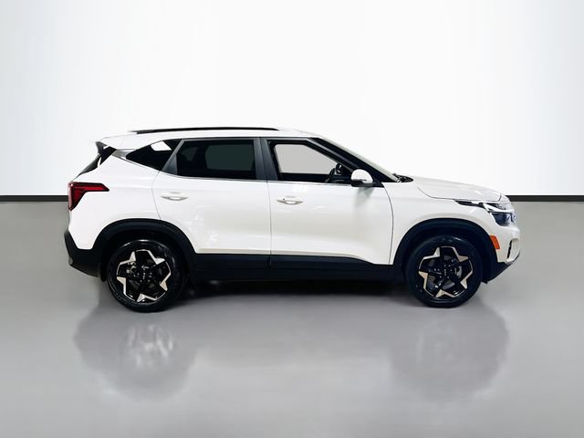 Certified 2025 Kia Seltos EX FWD image 8