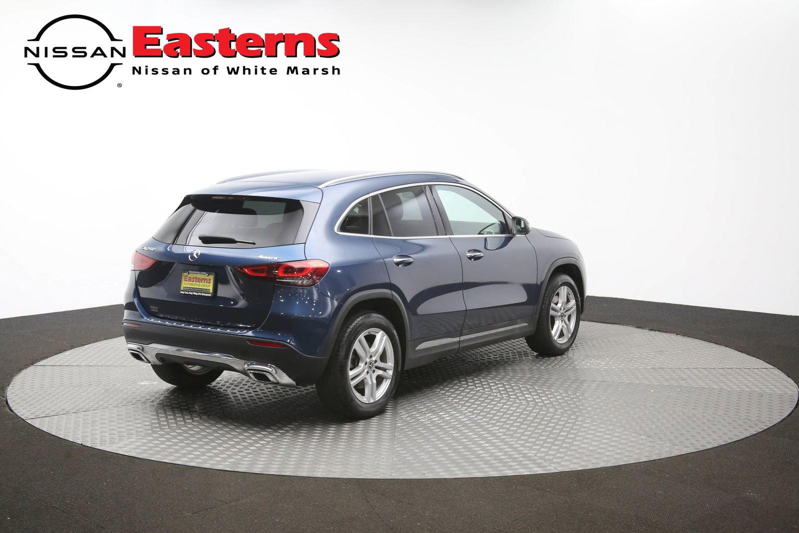 Used 2023 Mercedes-Benz GLA 250 4MATIC w/ Premium Package image 40
