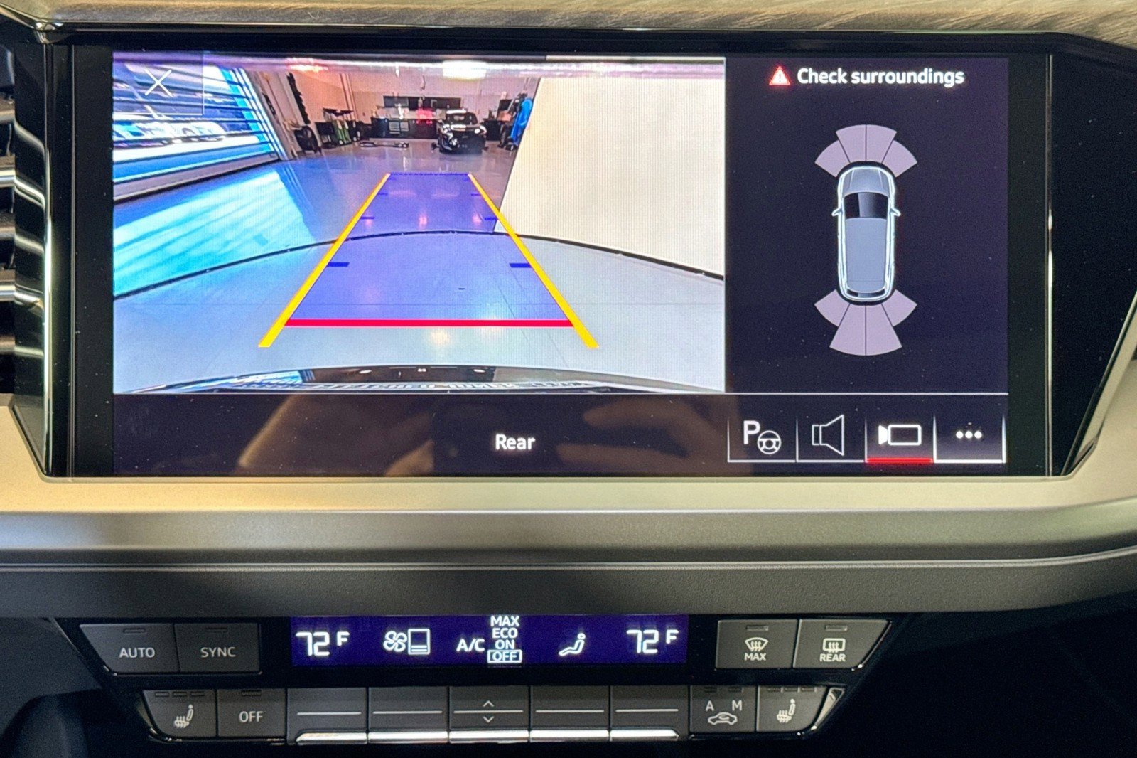 Used 2024 Audi Q4 e-tron Premium Plus image 13