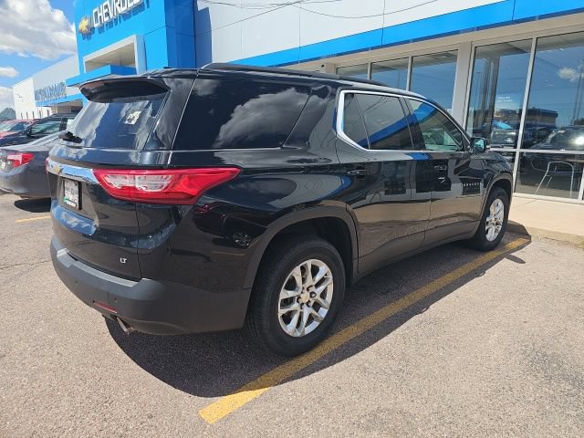 Used 2021 Chevrolet Traverse LT AWD/4WD image 3