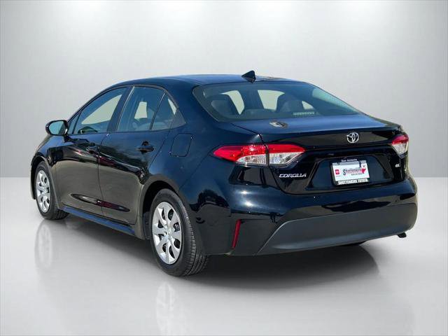 Certified 2025 Toyota Corolla LE FWD image 7
