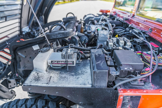 Used 2002 HUMMER H1 4-Door Wagon image 19