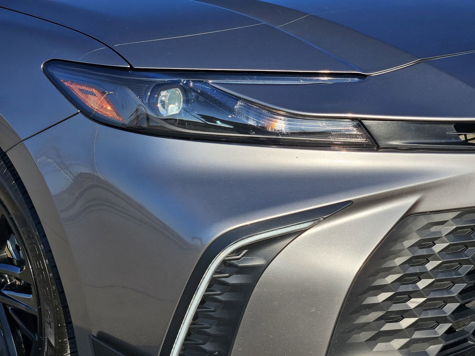 Used 2025 Toyota Camry SE image 11