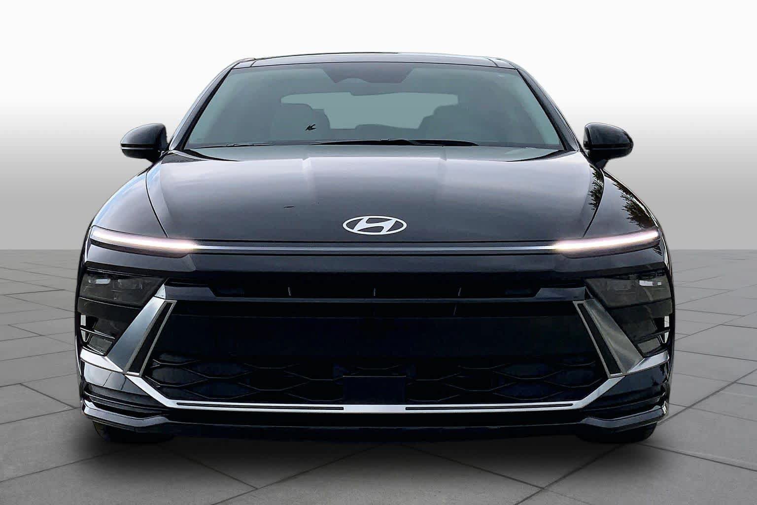 New 2026 Hyundai Sonata SEL FWD image 3
