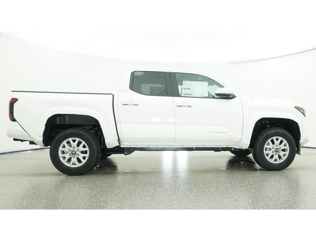 New 2026 Toyota Tacoma SR5 RWD image 34