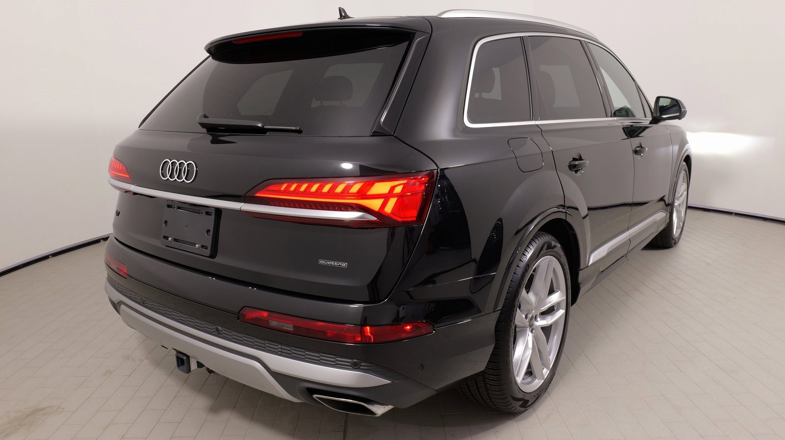 Used 2025 Audi Q7 3.0T Premium Plus w/ Premium Plus Package image 13
