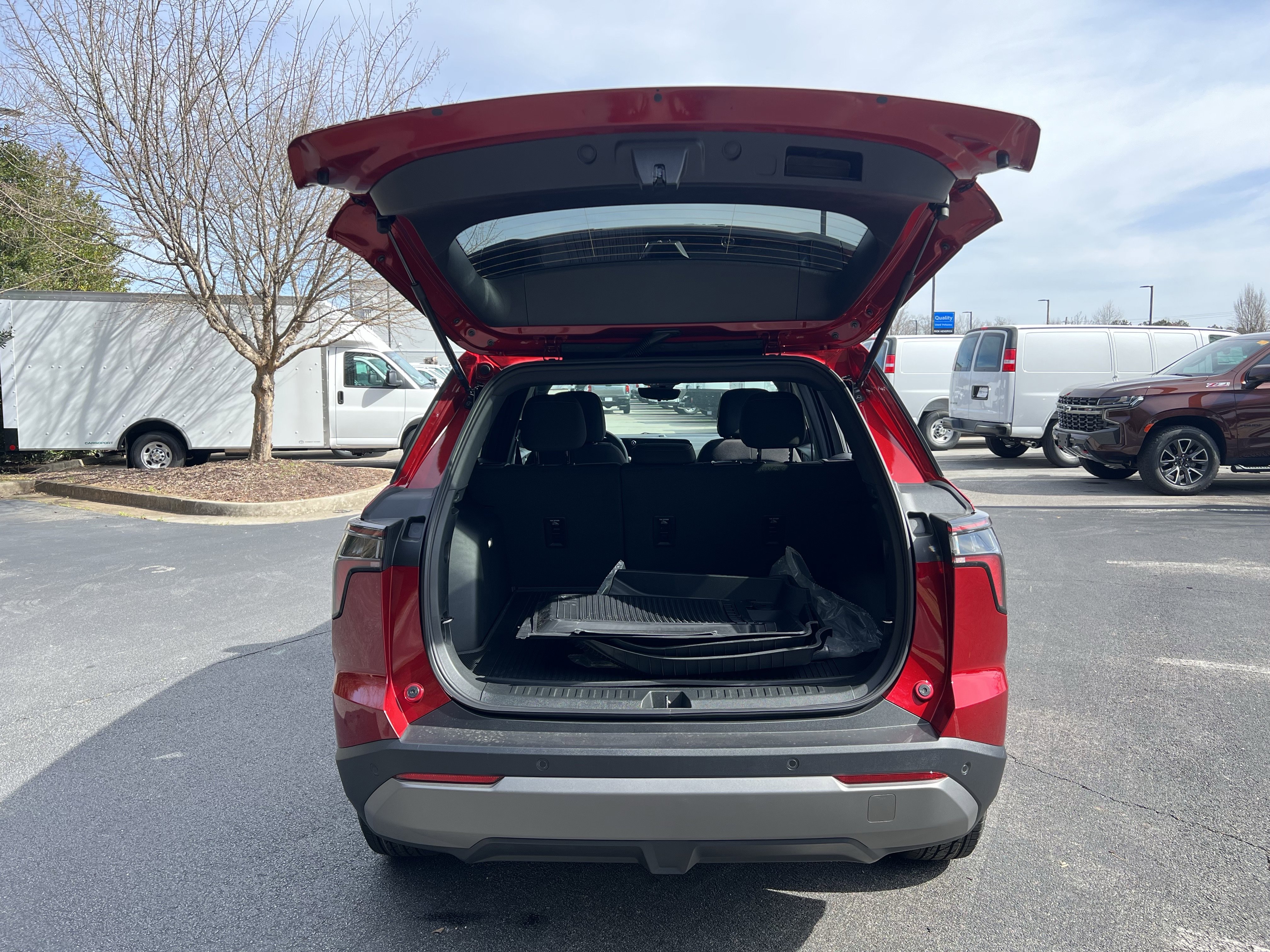 New 2026 Chevrolet Equinox LT w/ Safety and Technology Package image 11