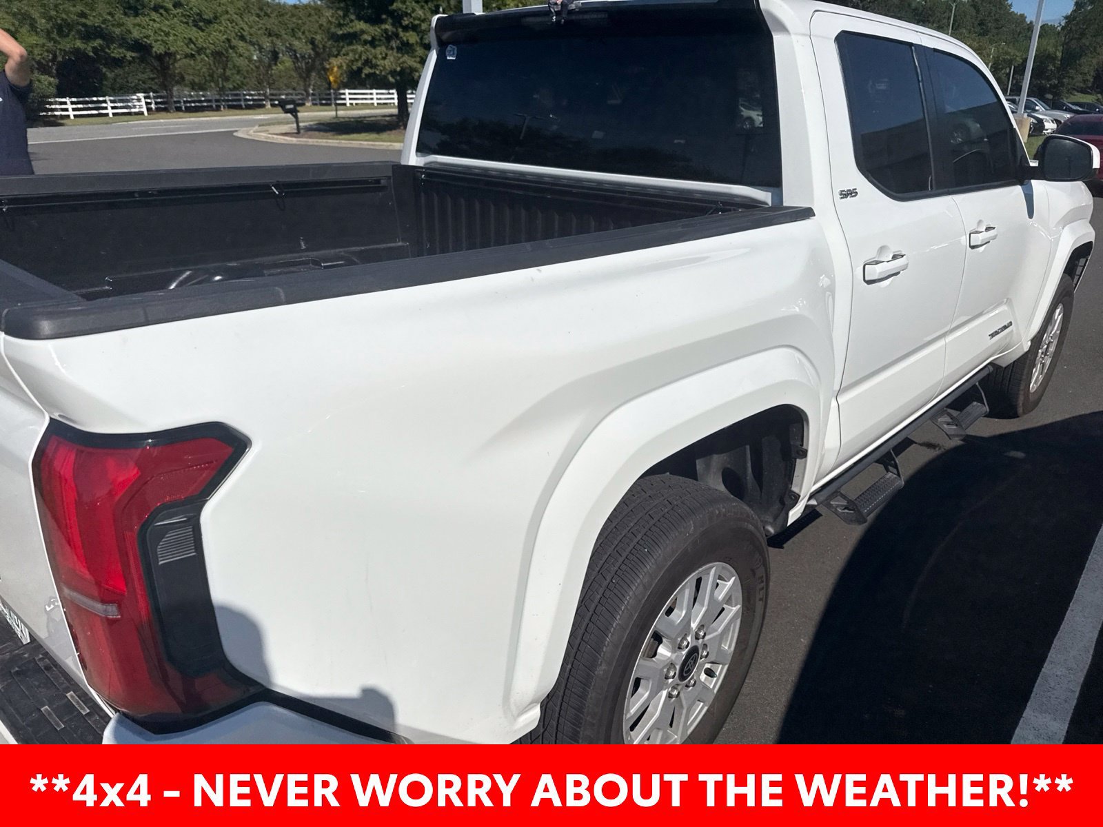 Used 2024 Toyota Tacoma SR5 AWD/4WD image 7