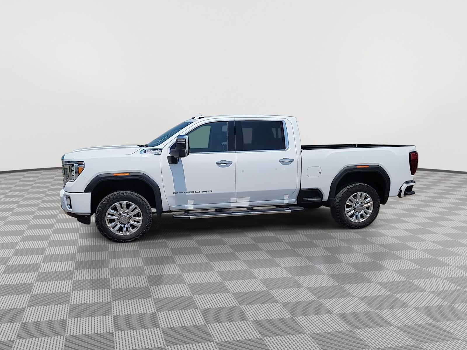 Used 2023 GMC Sierra 2500 Denali AWD/4WD image 4