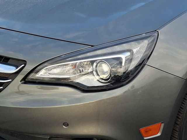 Used 2018 Buick Cascada Premium FWD image 9