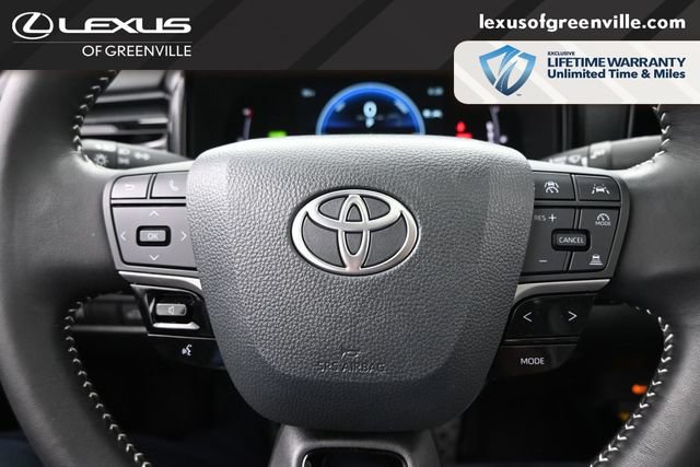 Used 2025 Toyota Camry SE w/ Multimedia Upgrade Package FWD image 14