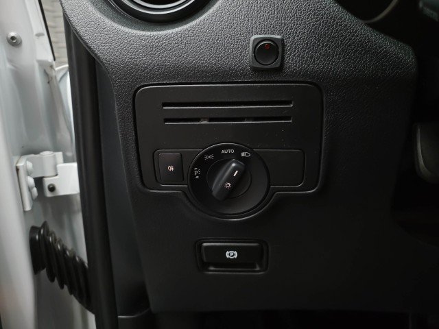 Used 2019 Mercedes-Benz Metris image 25
